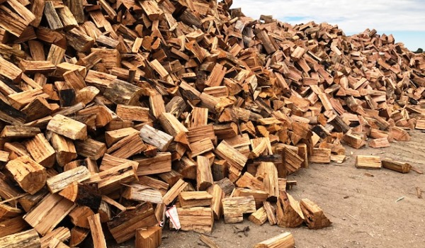 Quality Firewood Delivered Near Me in Montague, CA